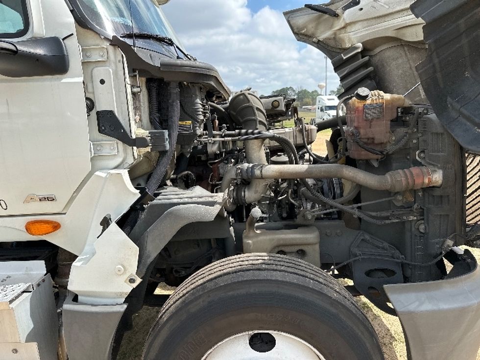 Day Cab Tractor-Heavy Duty Tractors-International-2019-LT625-Tifton-GA-521,771\n\t\tmiles-$ 19,000 - Image 15