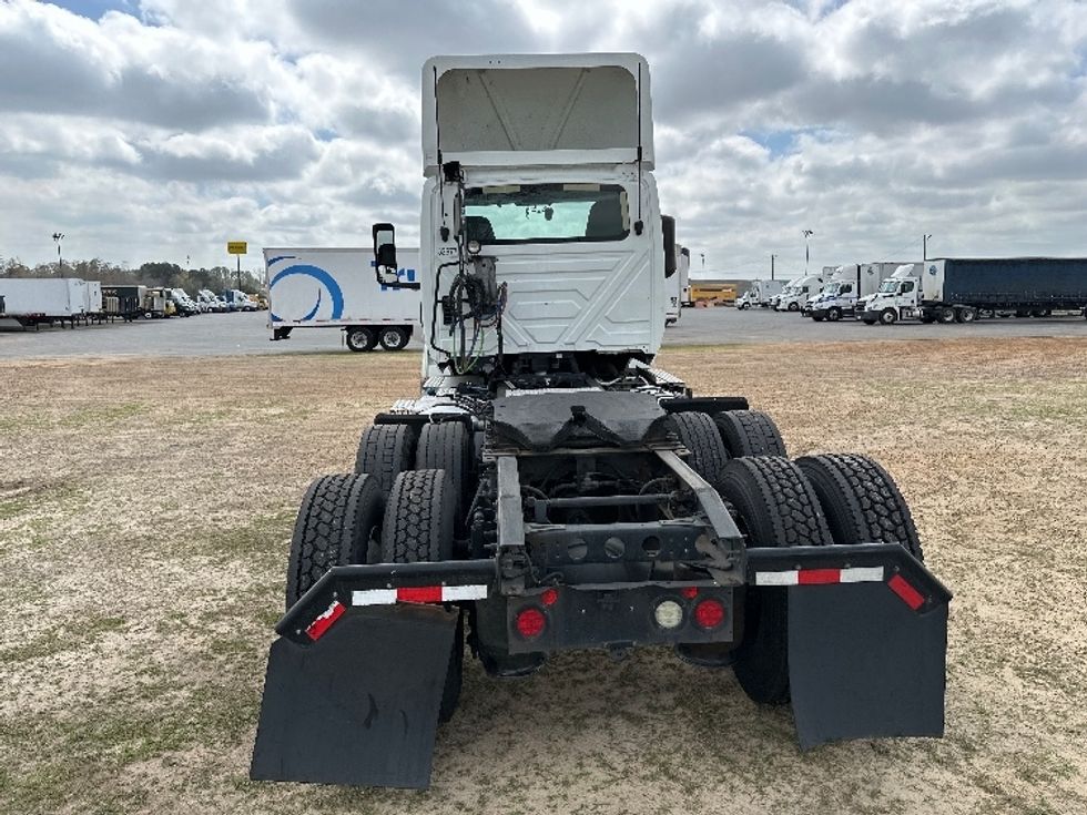Day Cab Tractor-Heavy Duty Tractors-International-2019-LT625-Tifton-GA-521,771\n\t\tmiles-$ 19,000 - Image 6