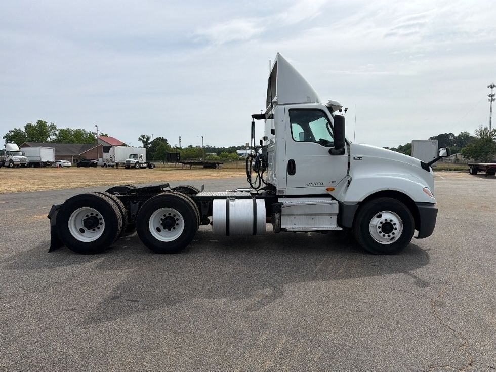Day Cab Tractor-Heavy Duty Tractors-International-2019-LT625-Tifton-GA-568,998\n\t\tmiles-$ 19,000 - Image 8