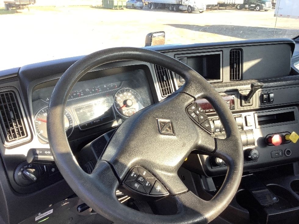 Day Cab Tractor-Heavy Duty Tractors-International-2019-LT625-Tifton-GA-577,611\n\t\tmiles-$ 19,000 - Image 11