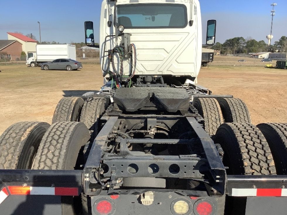 Day Cab Tractor-Heavy Duty Tractors-International-2019-LT625-Tifton-GA-577,611\n\t\tmiles-$ 19,000 - Image 6