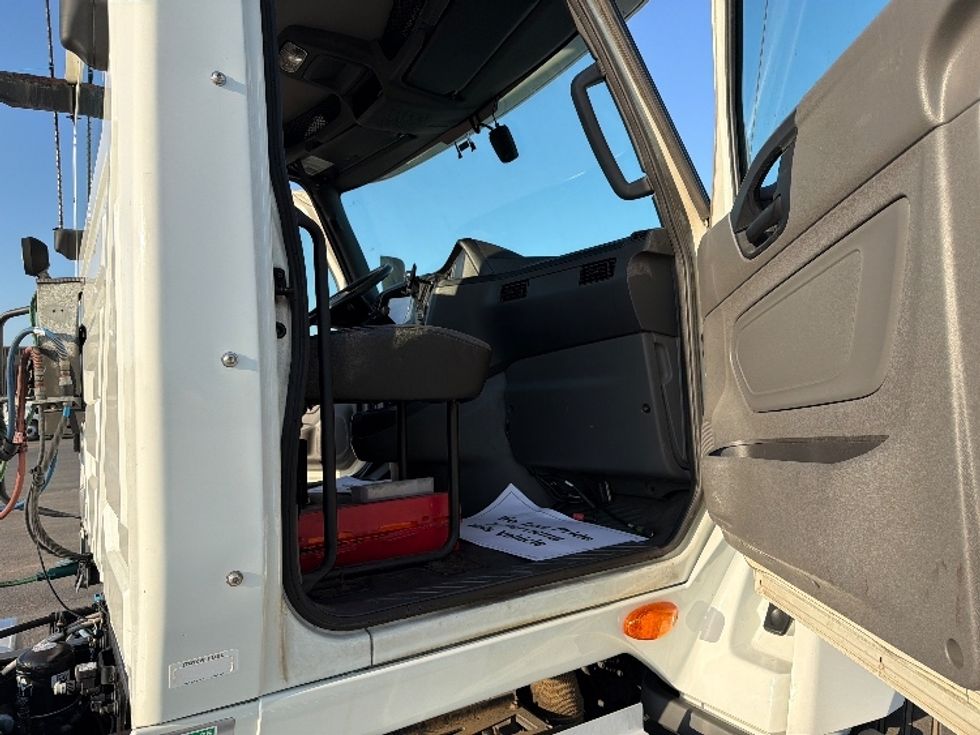 Day Cab Tractor-Heavy Duty Tractors-International-2019-LT625-Tifton-GA-636,598\n\t\tmiles-$ 21,000 - Image 12