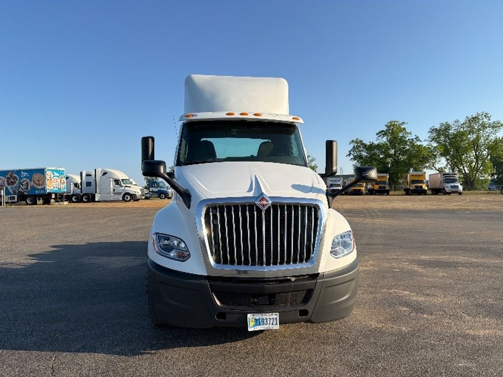 Day Cab Tractor-Heavy Duty Tractors-International-2019-LT625-Tifton-GA-636,598\n\t\tmiles-$ 21,000 - Image 2