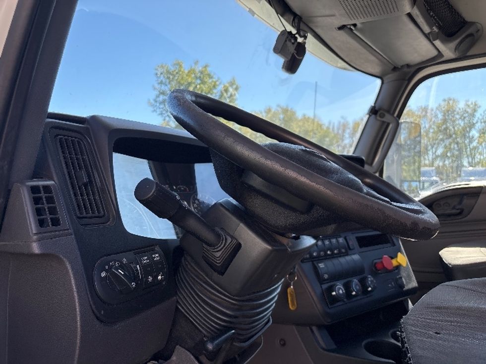 Day Cab Tractor-Heavy Duty Tractors-International-2019-LT625-Toledo-OH-203,037\n\t\tmiles-$ 27,750 - Image 10