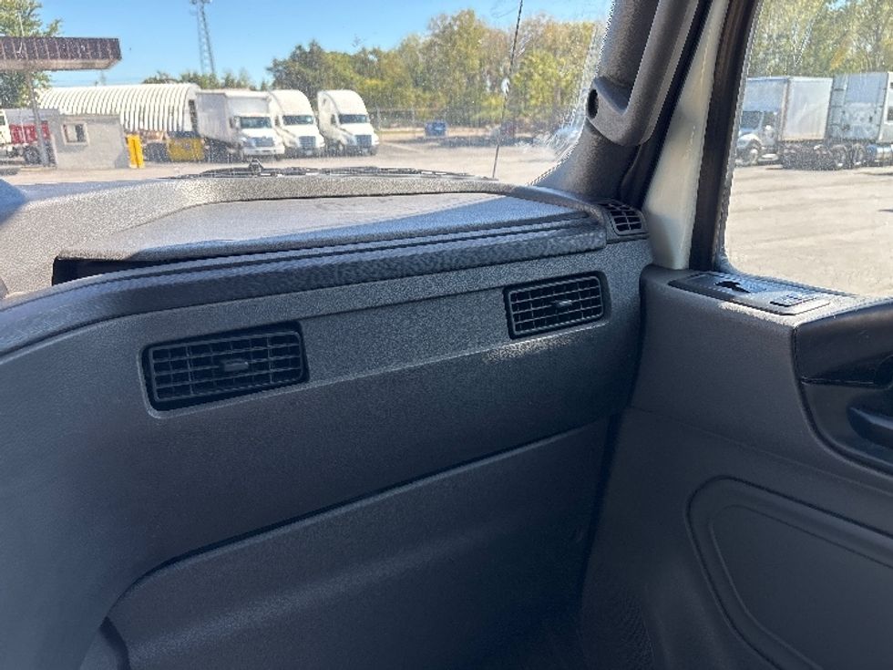 Day Cab Tractor-Heavy Duty Tractors-International-2019-LT625-Toledo-OH-203,037\n\t\tmiles-$ 27,750 - Image 13