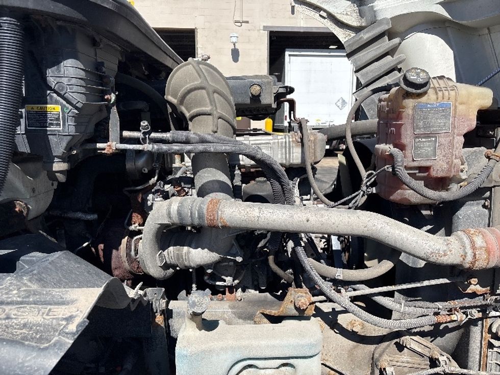 Day Cab Tractor-Heavy Duty Tractors-International-2019-LT625-Toledo-OH-203,037\n\t\tmiles-$ 27,750 - Image 14