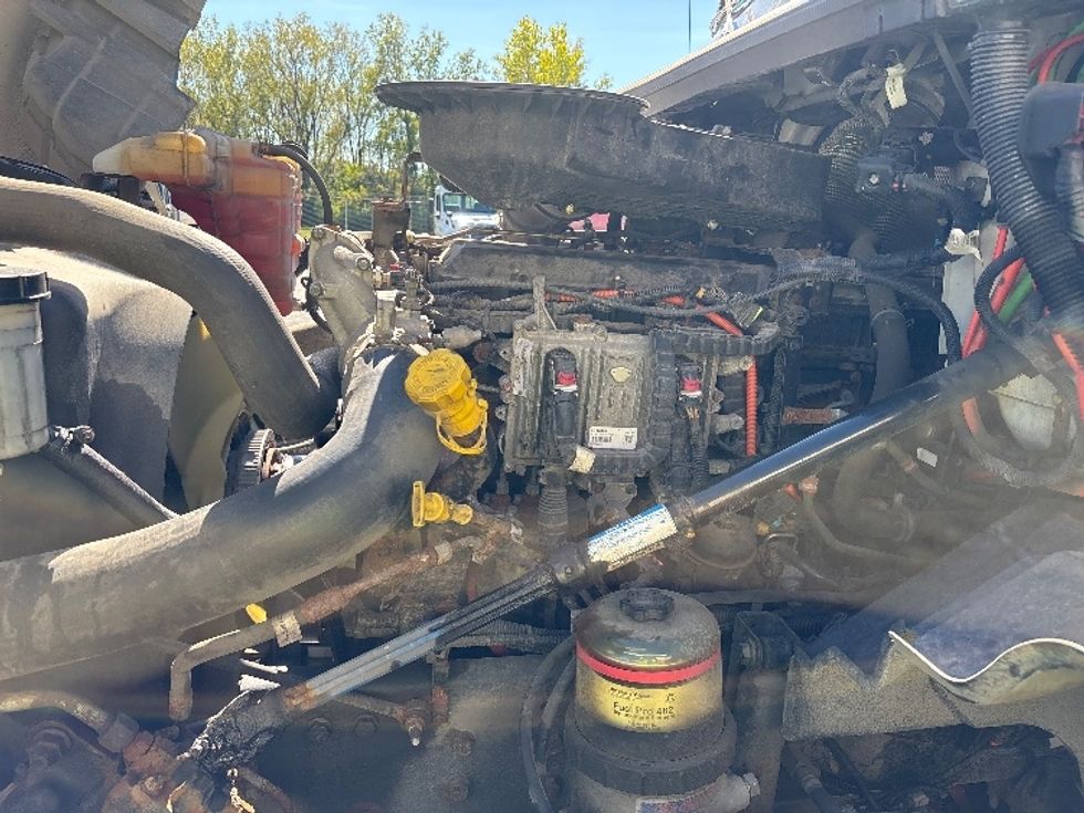 Day Cab Tractor-Heavy Duty Tractors-International-2019-LT625-Toledo-OH-203,037\n\t\tmiles-$ 27,750 - Image 15