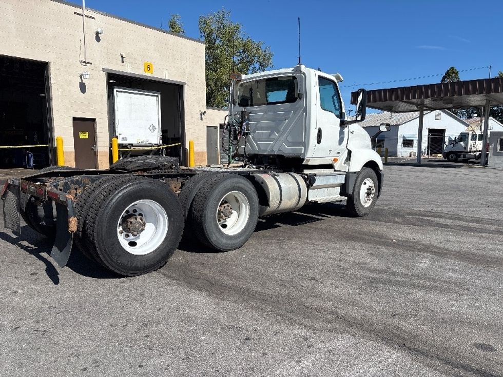 Day Cab Tractor-Heavy Duty Tractors-International-2019-LT625-Toledo-OH-203,037\n\t\tmiles-$ 27,750 - Image 7