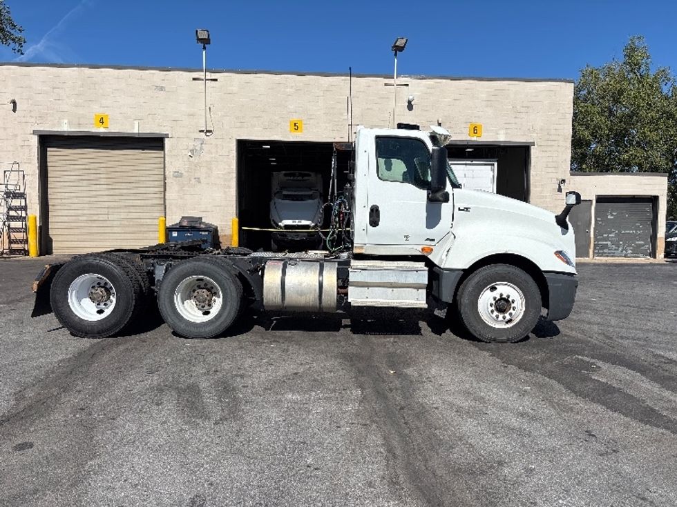 Day Cab Tractor-Heavy Duty Tractors-International-2019-LT625-Toledo-OH-203,037\n\t\tmiles-$ 27,750 - Image 8