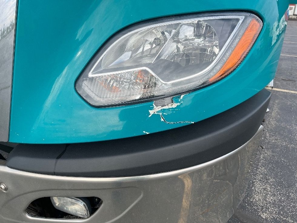 Day Cab Tractor-Heavy Duty Tractors-International-2019-LT625-Toronto-ON-601,975\n\t\tkm-$ 29,500 - Image 17