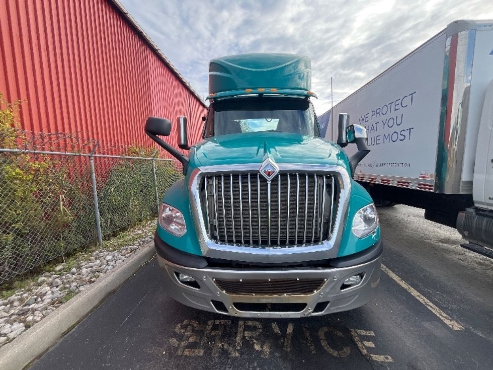 Day Cab Tractor-Heavy Duty Tractors-International-2019-LT625-Toronto-ON-601,975\n\t\tkm-$ 29,500 - Image 2