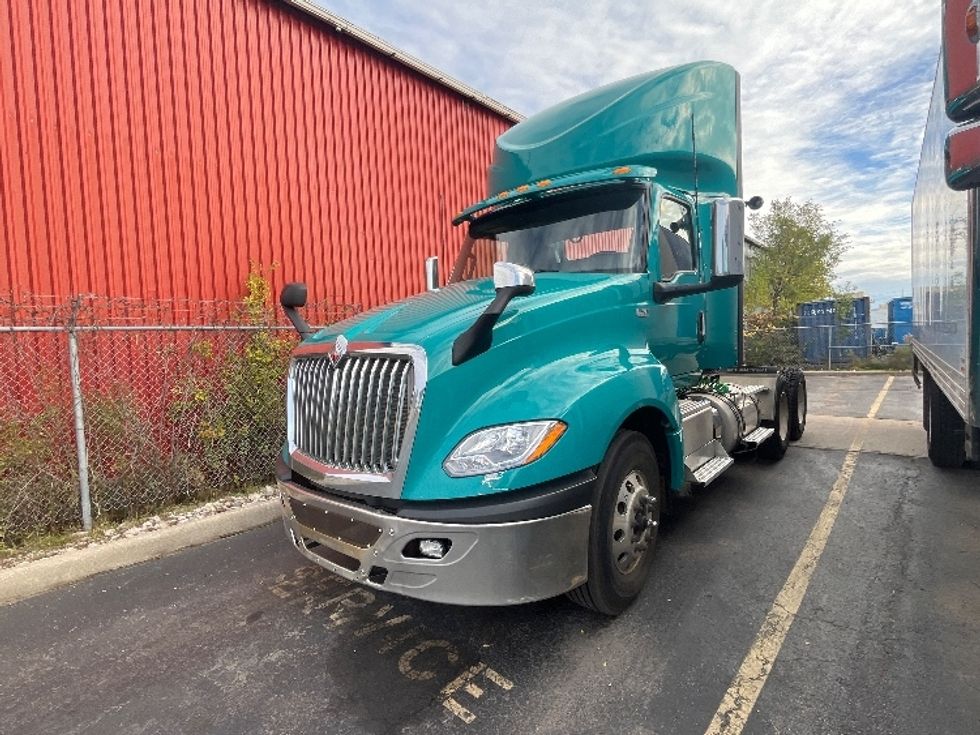 Day Cab Tractor-Heavy Duty Tractors-International-2019-LT625-Toronto-ON-601,975\n\t\tkm-$ 29,500 - Image 3