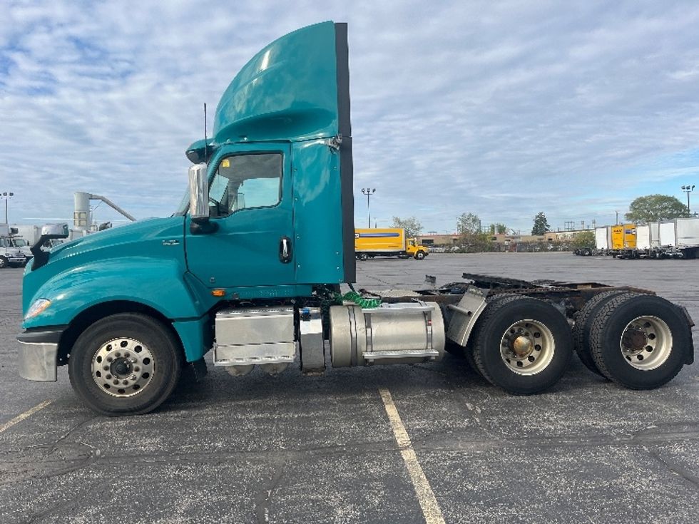 Day Cab Tractor-Heavy Duty Tractors-International-2019-LT625-Toronto-ON-601,975\n\t\tkm-$ 29,500 - Image 4