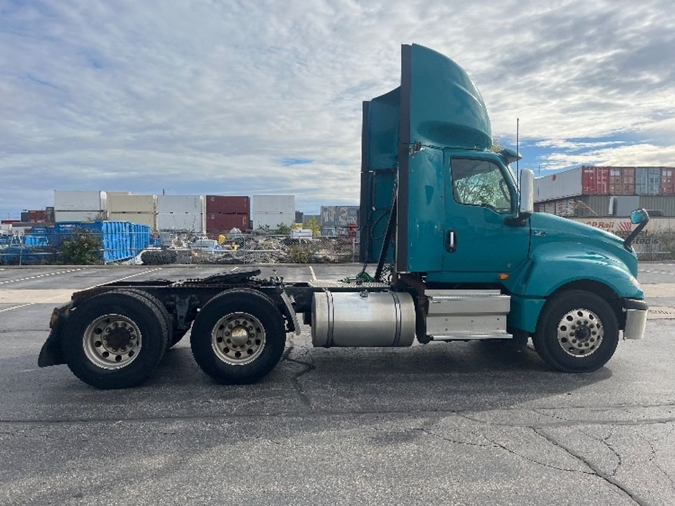Day Cab Tractor-Heavy Duty Tractors-International-2019-LT625-Toronto-ON-601,975\n\t\tkm-$ 29,500 - Image 8