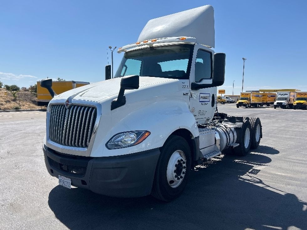 Day Cab Tractor-Heavy Duty Tractors-International-2019-LT625-Torrance-CA-144,821\n\t\tmiles-$ 28,750 - Image 3