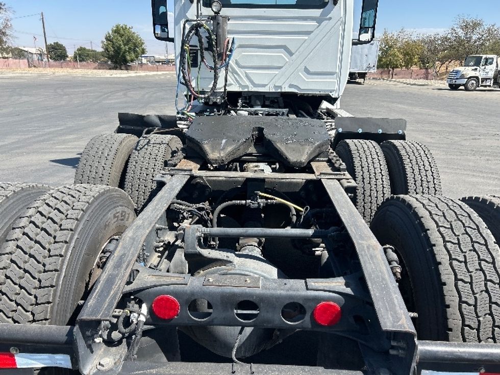 Day Cab Tractor-Heavy Duty Tractors-International-2019-LT625-Torrance-CA-144,821\n\t\tmiles-$ 28,750 - Image 6