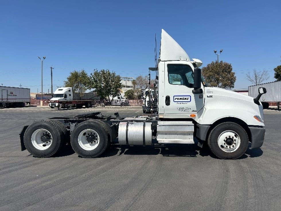 Day Cab Tractor-Heavy Duty Tractors-International-2019-LT625-Torrance-CA-144,821\n\t\tmiles-$ 28,750 - Image 8