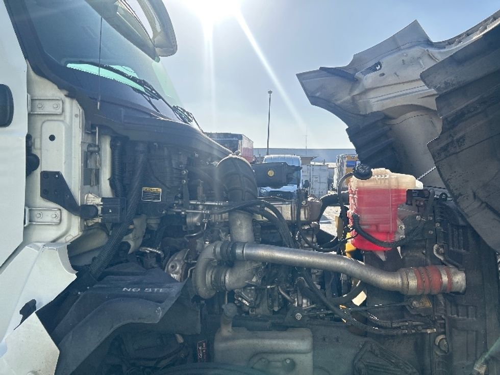 Day Cab Tractor-Heavy Duty Tractors-International-2019-LT625-Torrance-CA-188,907\n\t\tmiles-$ 27,500 - Image 15