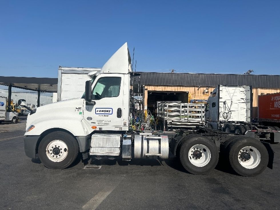Day Cab Tractor-Heavy Duty Tractors-International-2019-LT625-Torrance-CA-188,907\n\t\tmiles-$ 27,500 - Image 4