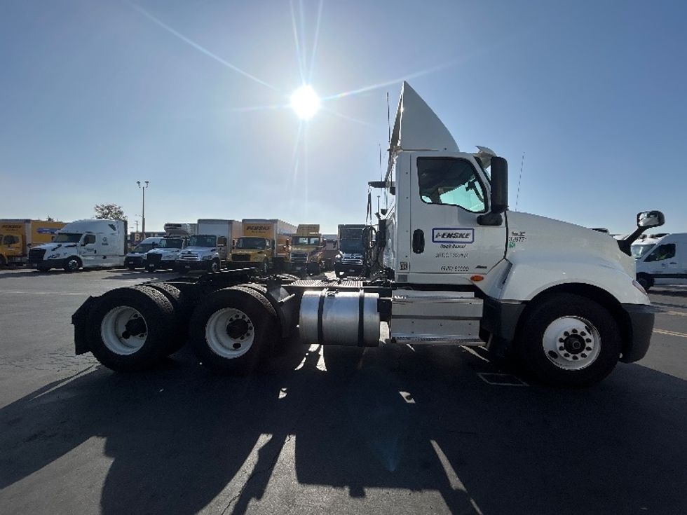 Day Cab Tractor-Heavy Duty Tractors-International-2019-LT625-Torrance-CA-188,907\n\t\tmiles-$ 27,500 - Image 8