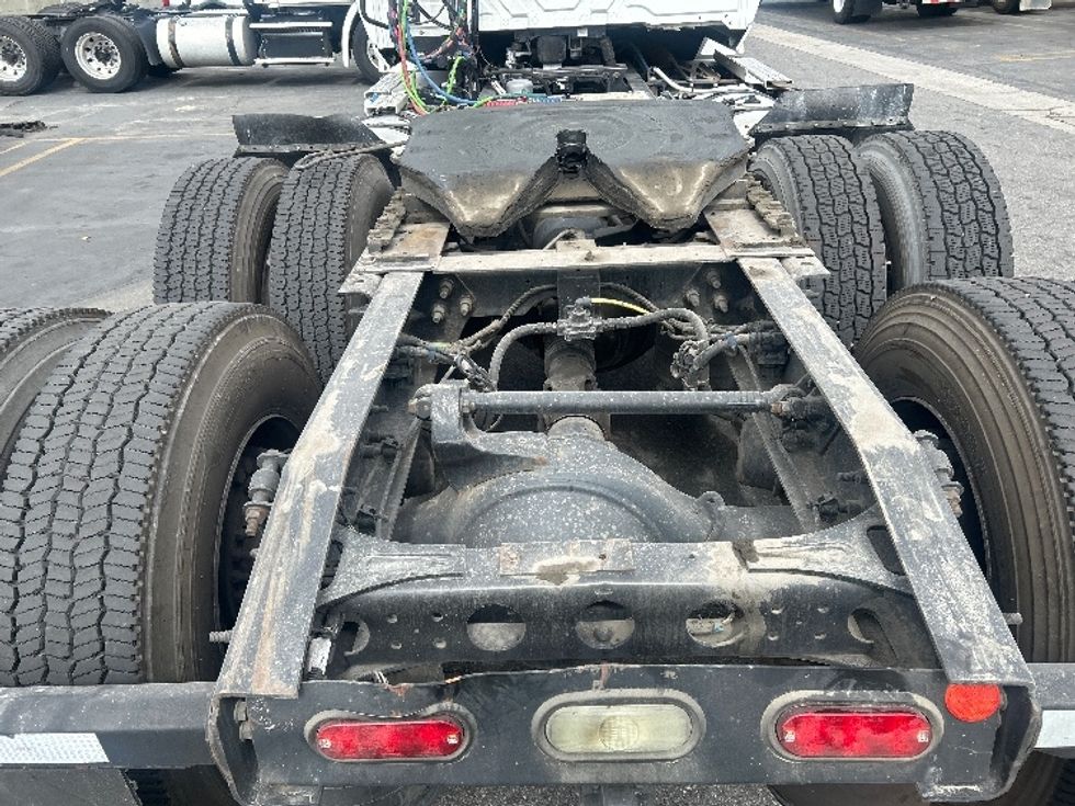 Day Cab Tractor-Heavy Duty Tractors-International-2019-LT625-Torrance-CA-193,717\n\t\tmiles-$ 29,000 - Image 6