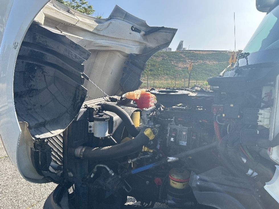 Day Cab Tractor-Heavy Duty Tractors-International-2019-LT625-Torrance-CA-198,264\n\t\tmiles-$ 31,750 - Image 16