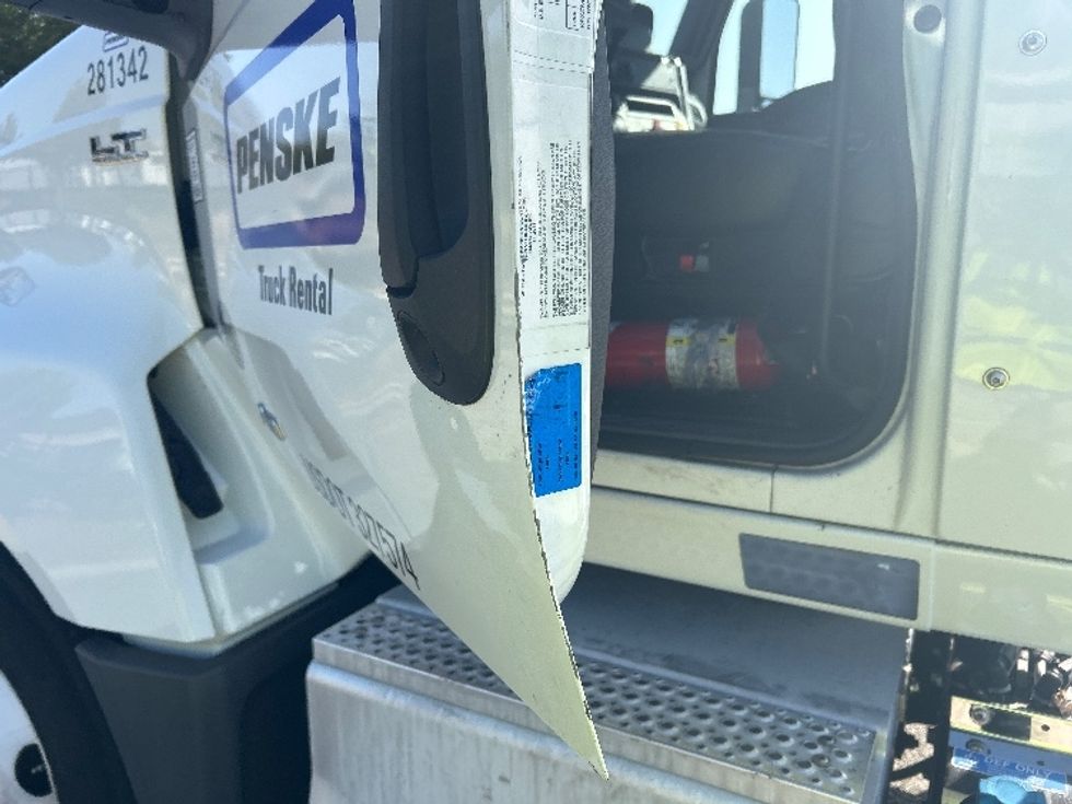 Day Cab Tractor-Heavy Duty Tractors-International-2019-LT625-Torrance-CA-198,264\n\t\tmiles-$ 31,750 - Image 20