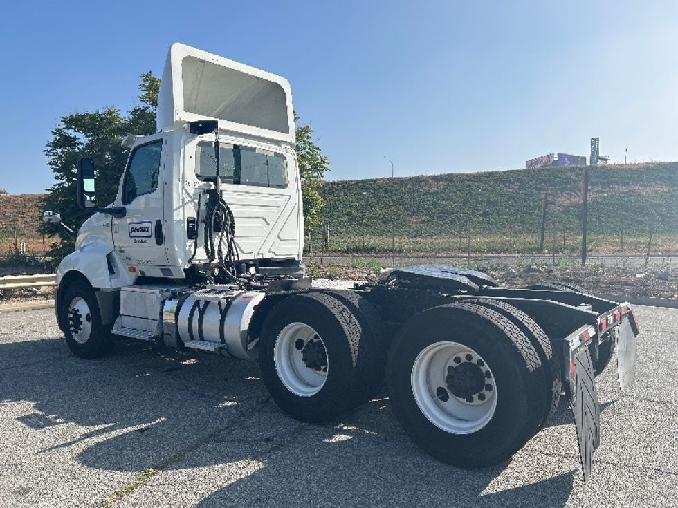 Day Cab Tractor-Heavy Duty Tractors-International-2019-LT625-Torrance-CA-198,264\n\t\tmiles-$ 31,750 - Image 5