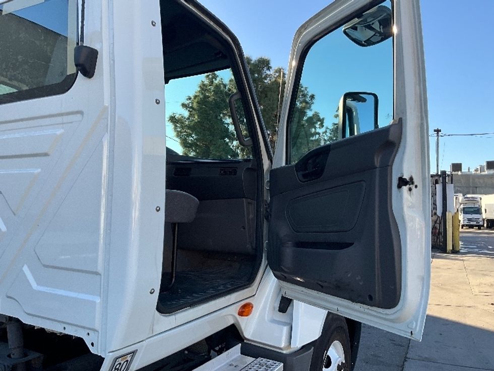 Day Cab Tractor-Heavy Duty Tractors-International-2019-LT625-Torrance-CA-200,802\n\t\tmiles-$ 23,750 - Image 12