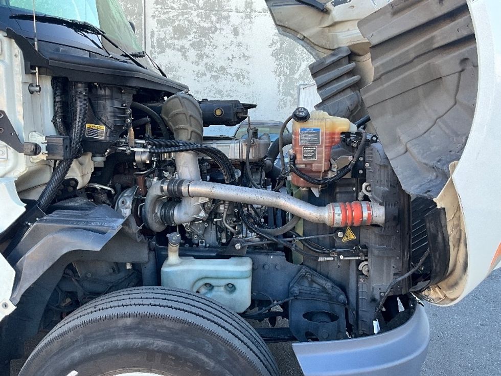 Day Cab Tractor-Heavy Duty Tractors-International-2019-LT625-Torrance-CA-200,802\n\t\tmiles-$ 23,750 - Image 15