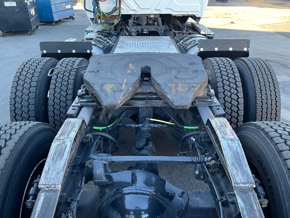 Day Cab Tractor-Heavy Duty Tractors-International-2019-LT625-Torrance-CA-200,802\n\t\tmiles-$ 23,750 - Image 6