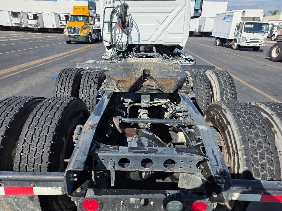 Day Cab Tractor-Heavy Duty Tractors-International-2019-LT625-Torrance-CA-228,386\n\t\tmiles-$ 30,750 - Image 6