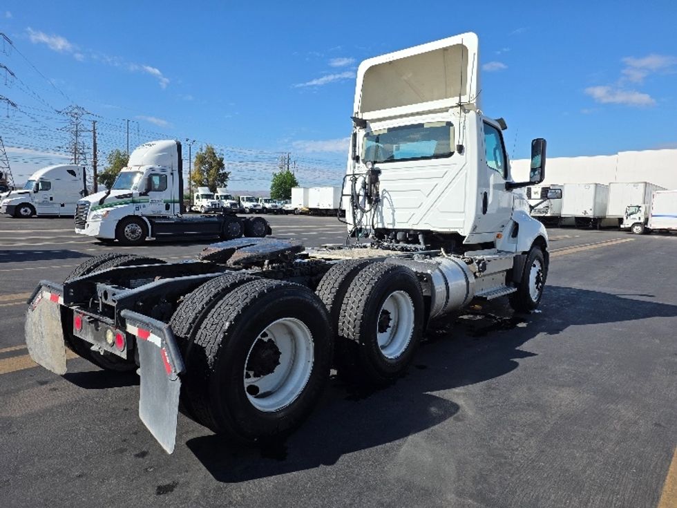 Day Cab Tractor-Heavy Duty Tractors-International-2019-LT625-Torrance-CA-228,386\n\t\tmiles-$ 30,750 - Image 7