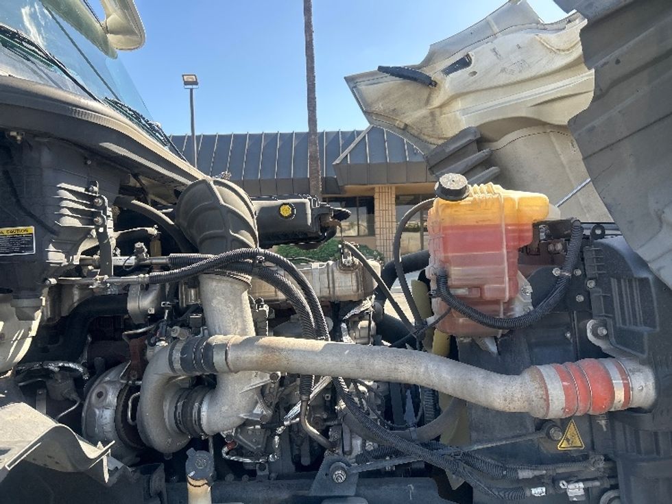 Day Cab Tractor-Heavy Duty Tractors-International-2019-LT625-Torrance-CA-233,919\n\t\tmiles-$ 27,750 - Image 15