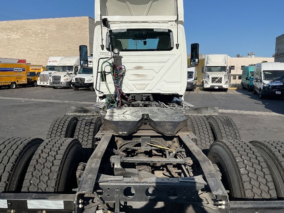 Day Cab Tractor-Heavy Duty Tractors-International-2019-LT625-Torrance-CA-24,760\n\t\tmiles-$ 33,750 - Image 6