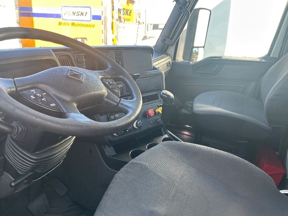 Day Cab Tractor-Heavy Duty Tractors-International-2019-LT625-Torrance-CA-254,778\n\t\tmiles-$ 26,000 - Image 10