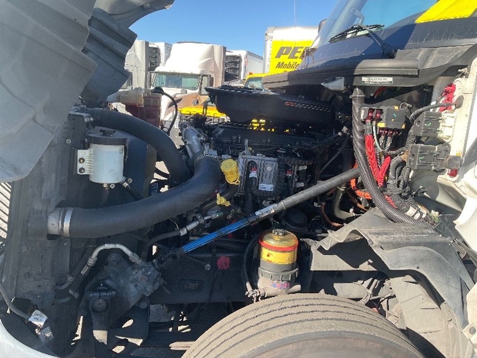 Day Cab Tractor-Heavy Duty Tractors-International-2019-LT625-Torrance-CA-254,778\n\t\tmiles-$ 26,000 - Image 16