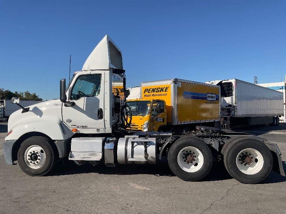 Day Cab Tractor-Heavy Duty Tractors-International-2019-LT625-Torrance-CA-254,778\n\t\tmiles-$ 26,000 - Image 4