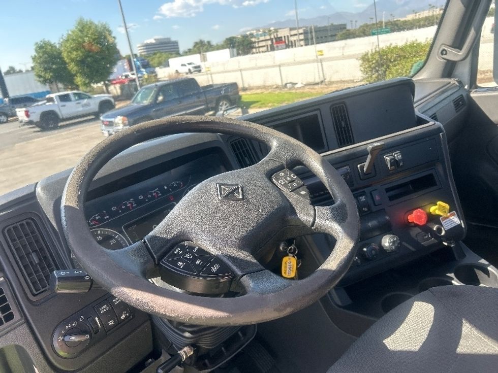 Day Cab Tractor-Heavy Duty Tractors-International-2019-LT625-Torrance-CA-256,824\n\t\tmiles-$ 27,500 - Image 10