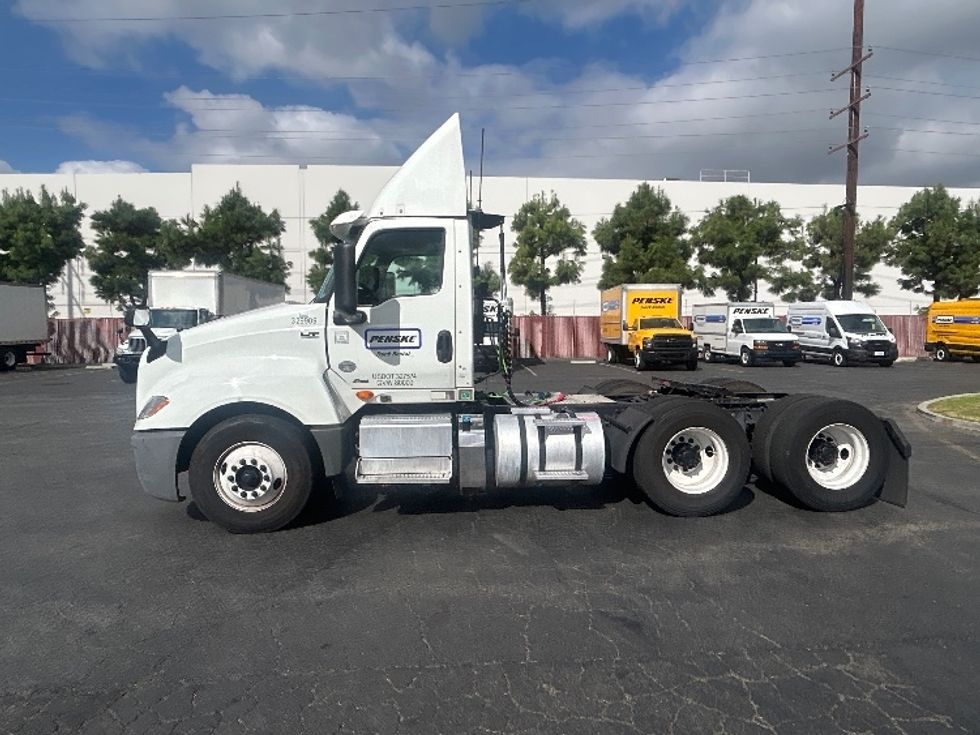 Day Cab Tractor-Heavy Duty Tractors-International-2019-LT625-Torrance-CA-276,483\n\t\tmiles-$ 27,500 - Image 4