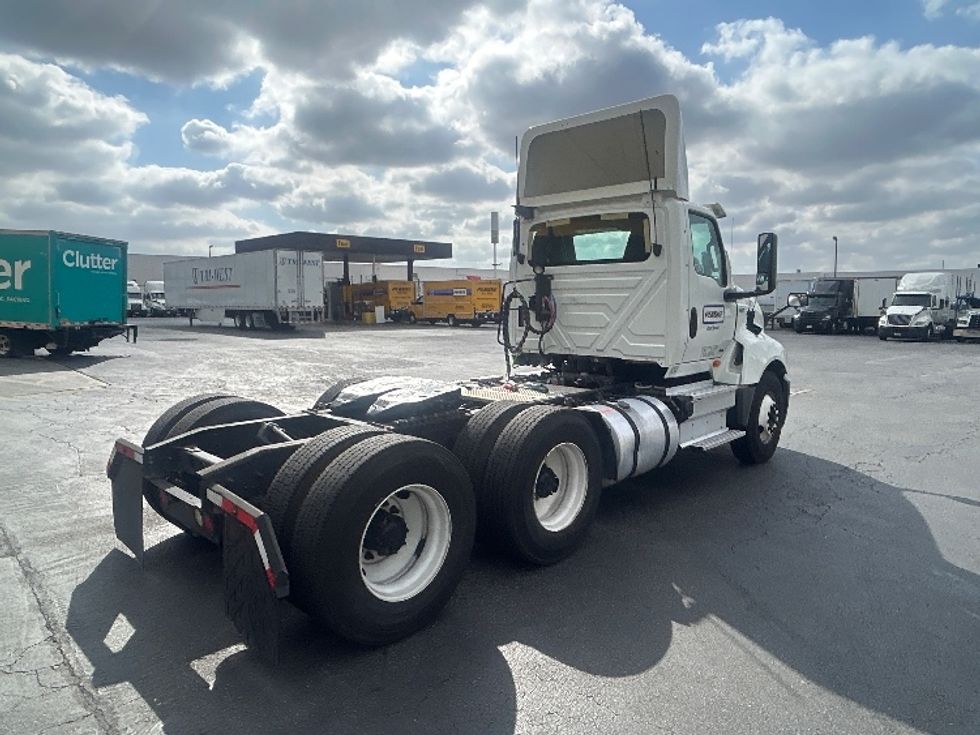 Day Cab Tractor-Heavy Duty Tractors-International-2019-LT625-Torrance-CA-276,483\n\t\tmiles-$ 27,500 - Image 7