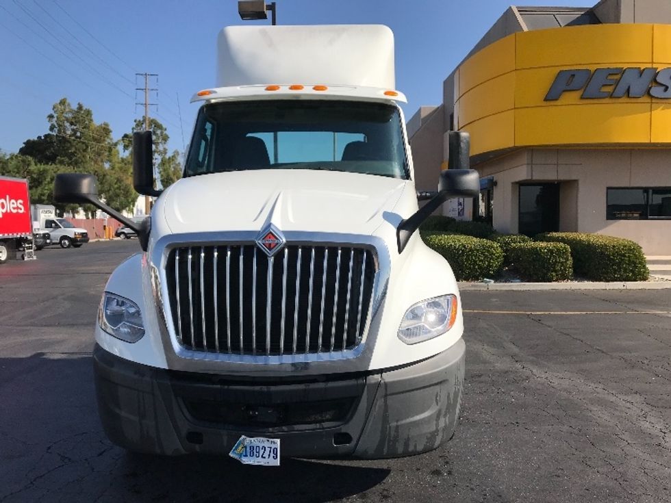 Day Cab Tractor-Heavy Duty Tractors-International-2019-LT625-Torrance-CA-326,716\n\t\tmiles-$ 30,750 - Image 2