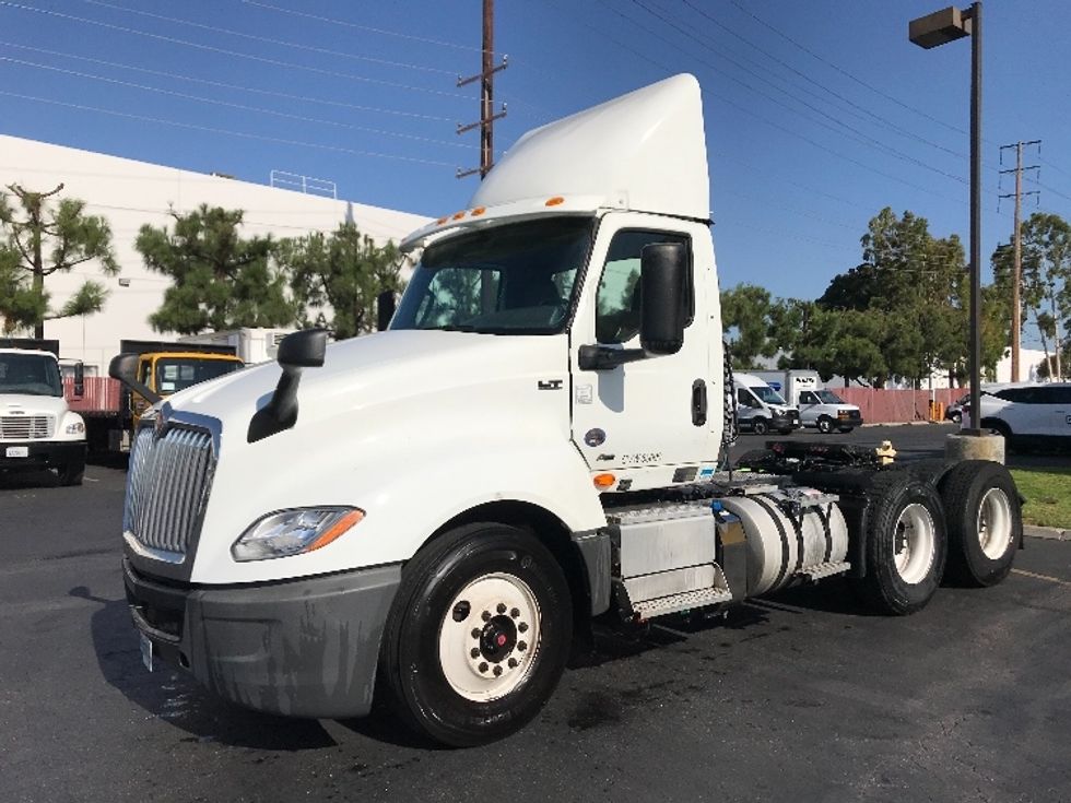 Day Cab Tractor-Heavy Duty Tractors-International-2019-LT625-Torrance-CA-326,716\n\t\tmiles-$ 30,750 - Image 3