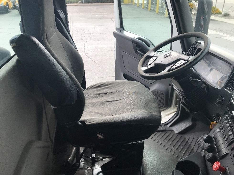 Day Cab Tractor-Heavy Duty Tractors-International-2019-LT625-Torrance-CA-579,245\n\t\tmiles-$ 23,250 - Image 14