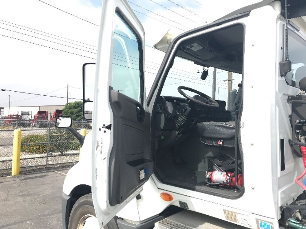 Day Cab Tractor-Heavy Duty Tractors-International-2019-LT625-Torrance-CA-579,245\n\t\tmiles-$ 23,250 - Image 9