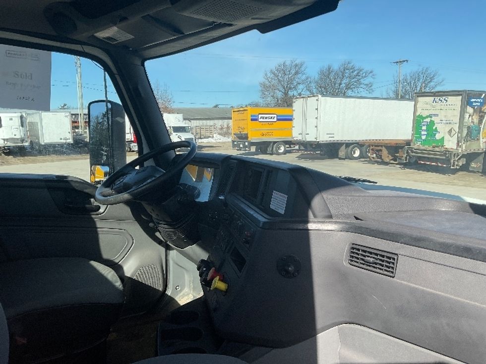Day Cab Tractor-Heavy Duty Tractors-International-2019-LT625-Traverse City-MI-157,774\n\t\tmiles-$ 47,250 - Image 11