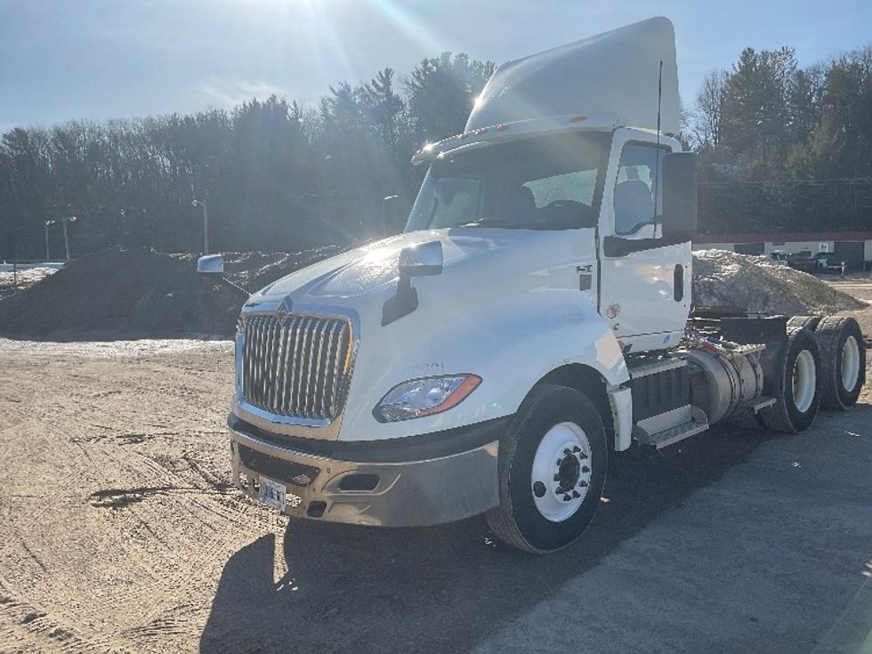 Day Cab Tractor-Heavy Duty Tractors-International-2019-LT625-Traverse City-MI-157,774\n\t\tmiles-$ 47,250 - Image 3