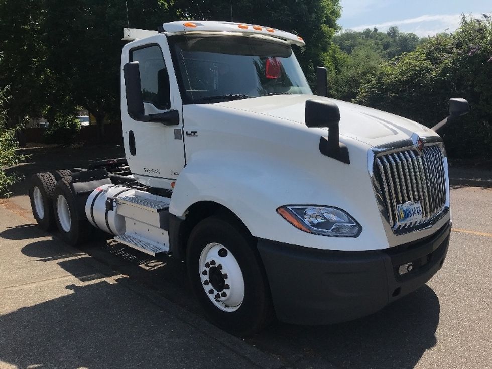 Day Cab Tractor-Heavy Duty Tractors-International-2019-LT625-Tukwila-WA-314,960\n\t\tmiles-$ 29,750 - Image 1