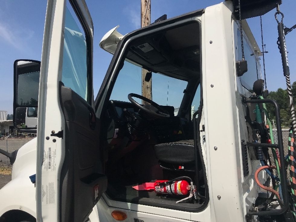 Day Cab Tractor-Heavy Duty Tractors-International-2019-LT625-Tukwila-WA-314,960\n\t\tmiles-$ 29,750 - Image 9