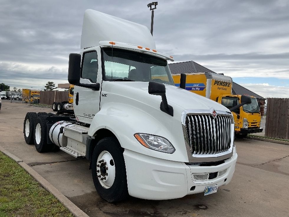 2019 International LT625 Day Cab Tractor
